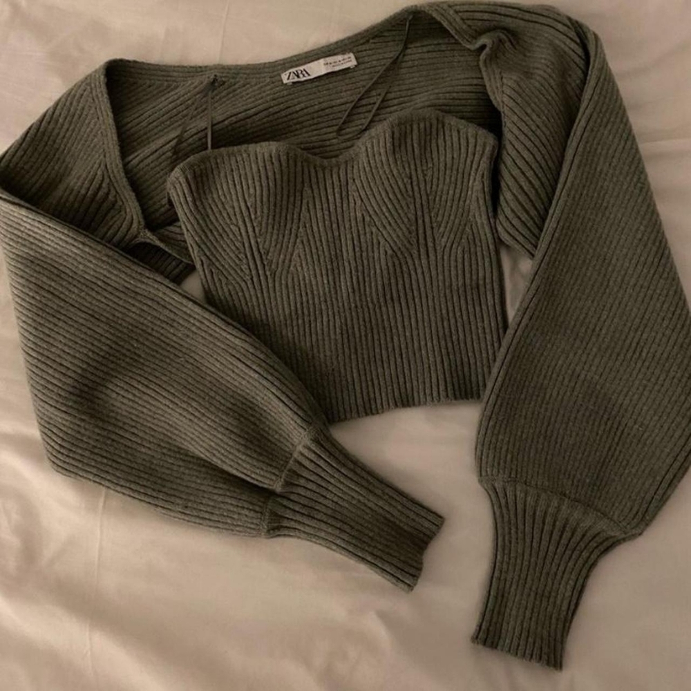 Zara Ribbed Sweater